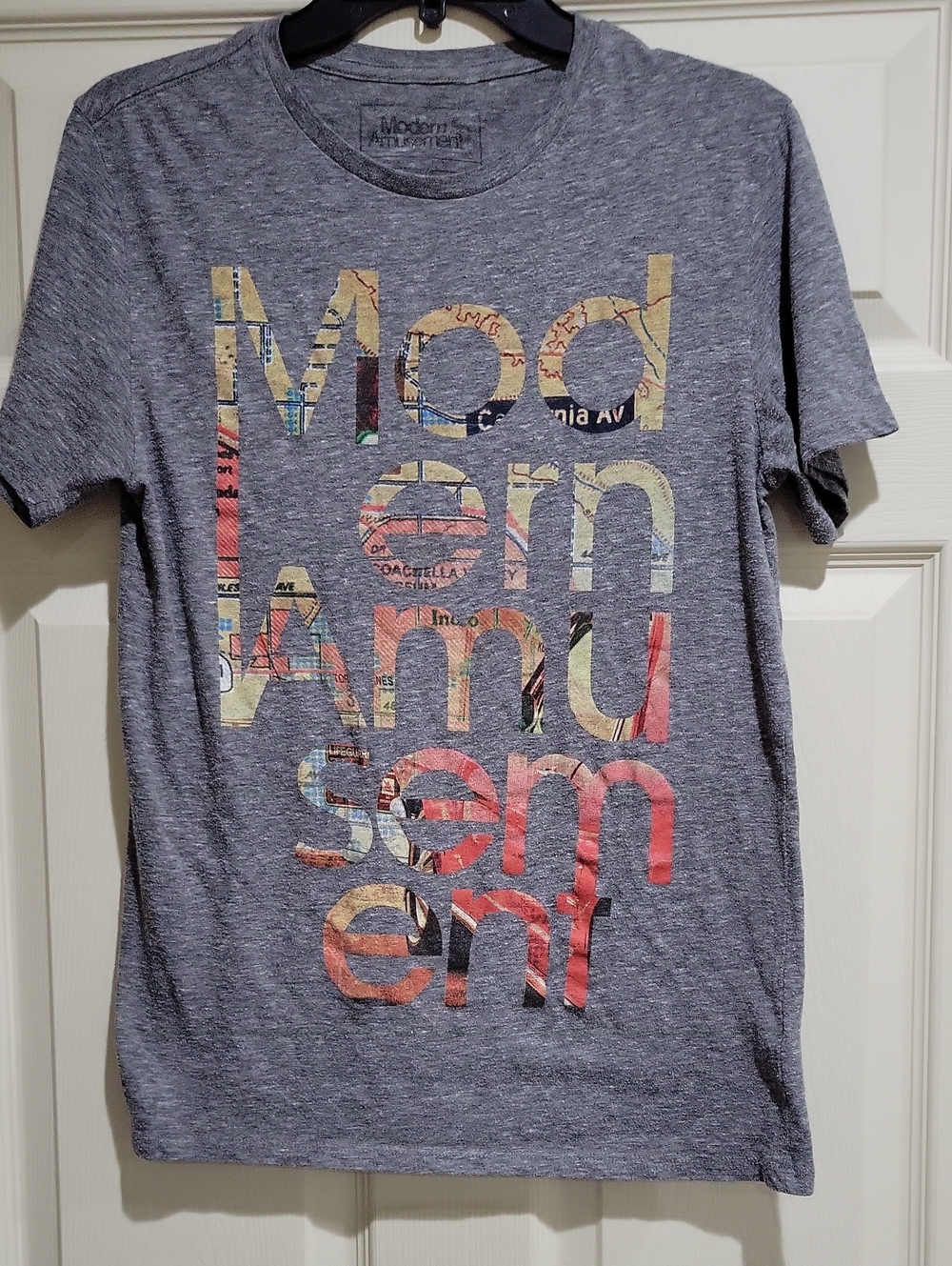 Modern Amusement Gray Short-Sleeve Tee with Multicolor Map Print
